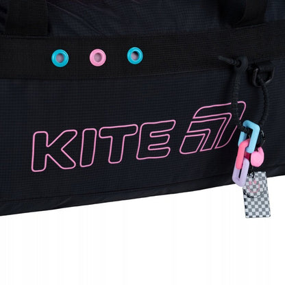 Torba podróżna Kite K25-2505-2 w jasnym kolorze, z trzema kieszeniami i wygodnymi uchwytami