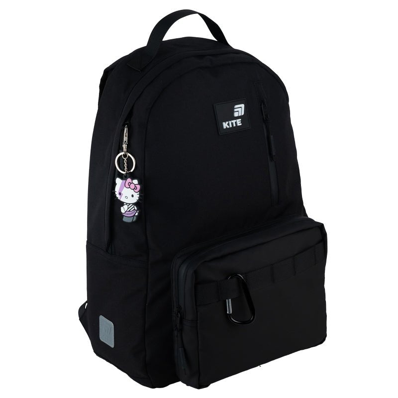 Breloczek Hello Kitty do plecaka szkolnego.