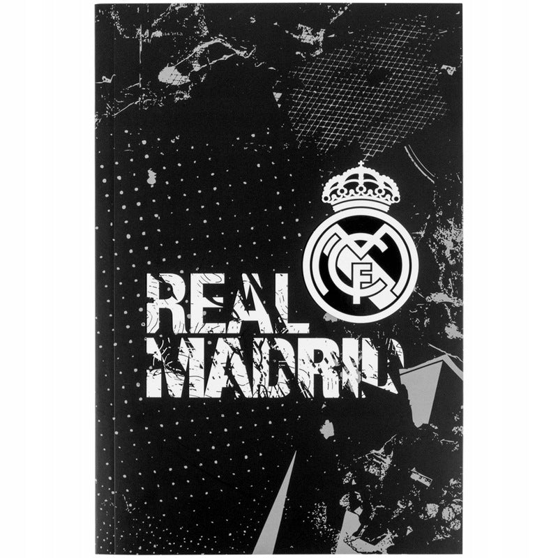 Czarno-niebieski notatnik A5 dla chłopców z logo Real Madrid.