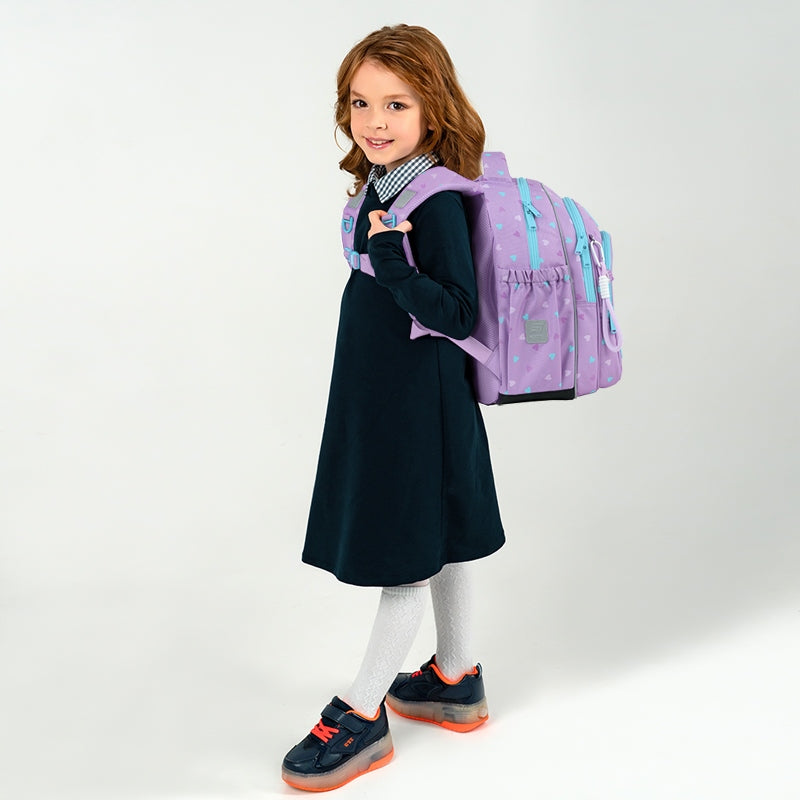 Dziewczynka z plecakiem szkolnym Kite Studio Pets