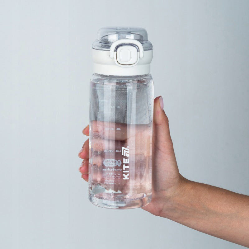 Bidon tritanowy do szkoły na trening z sitkiem ustnikiem 500ml biały Kite